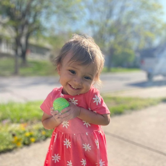 Meet your Posher, Dawn - Picture 2 of 5